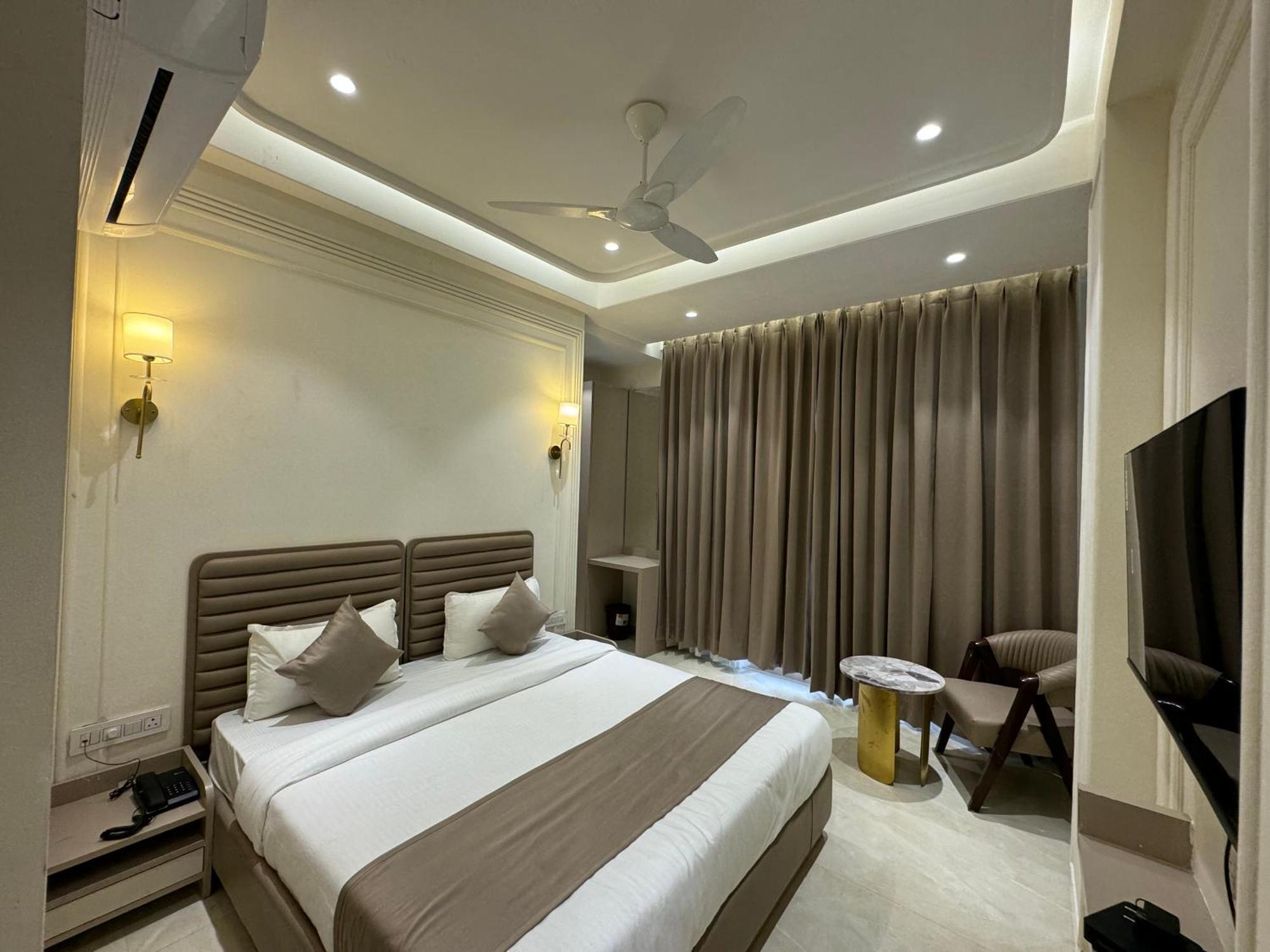 Hotel Fortune Inn โบปาล ภายนอก รูปภาพ