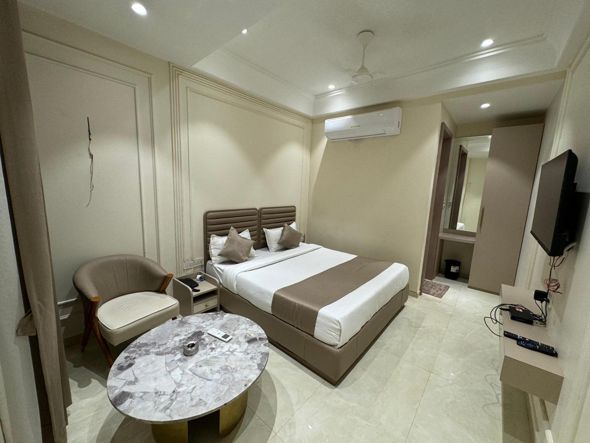 Hotel Fortune Inn โบปาล ภายนอก รูปภาพ