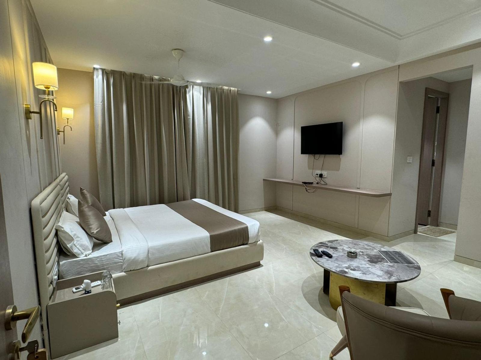 Hotel Fortune Inn โบปาล ภายนอก รูปภาพ