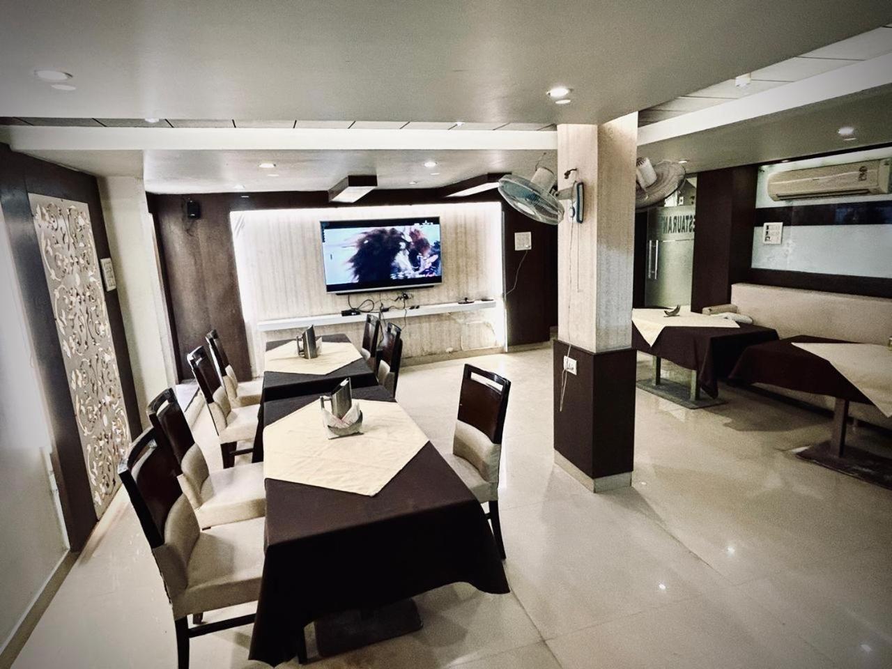 Hotel Fortune Inn โบปาล ภายนอก รูปภาพ