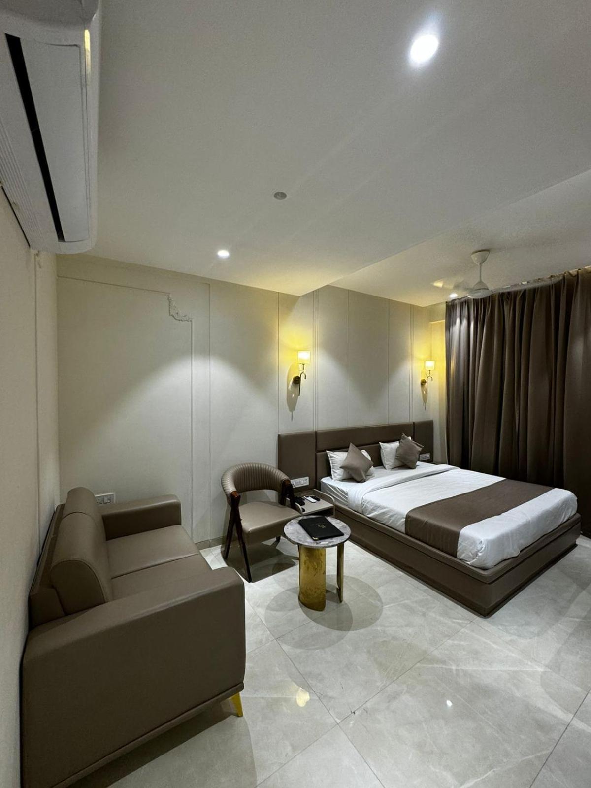 Hotel Fortune Inn โบปาล ภายนอก รูปภาพ